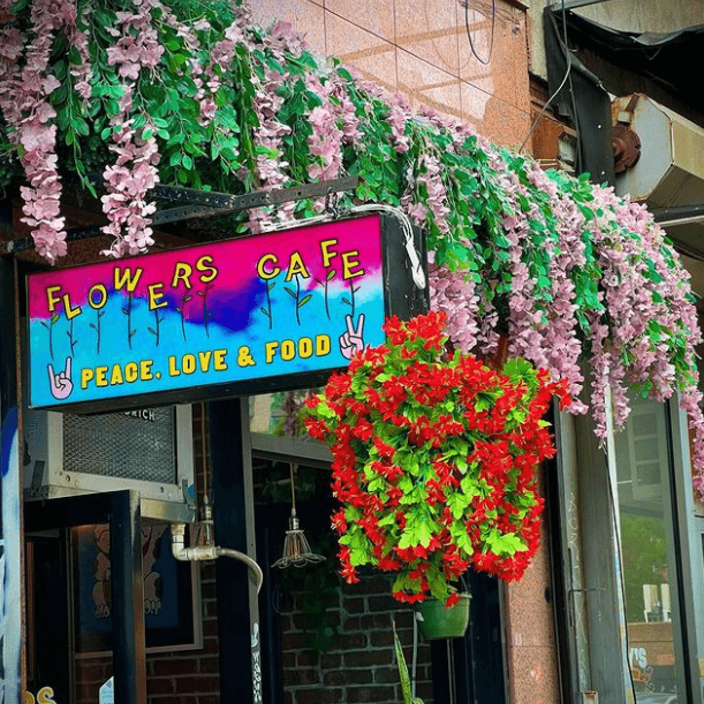  Welcome to Flowers Cafe NYC!