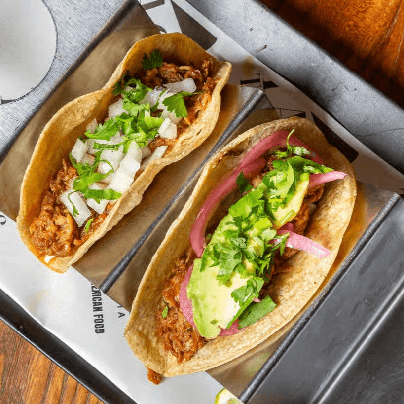 Pulled pork taco (supreme).