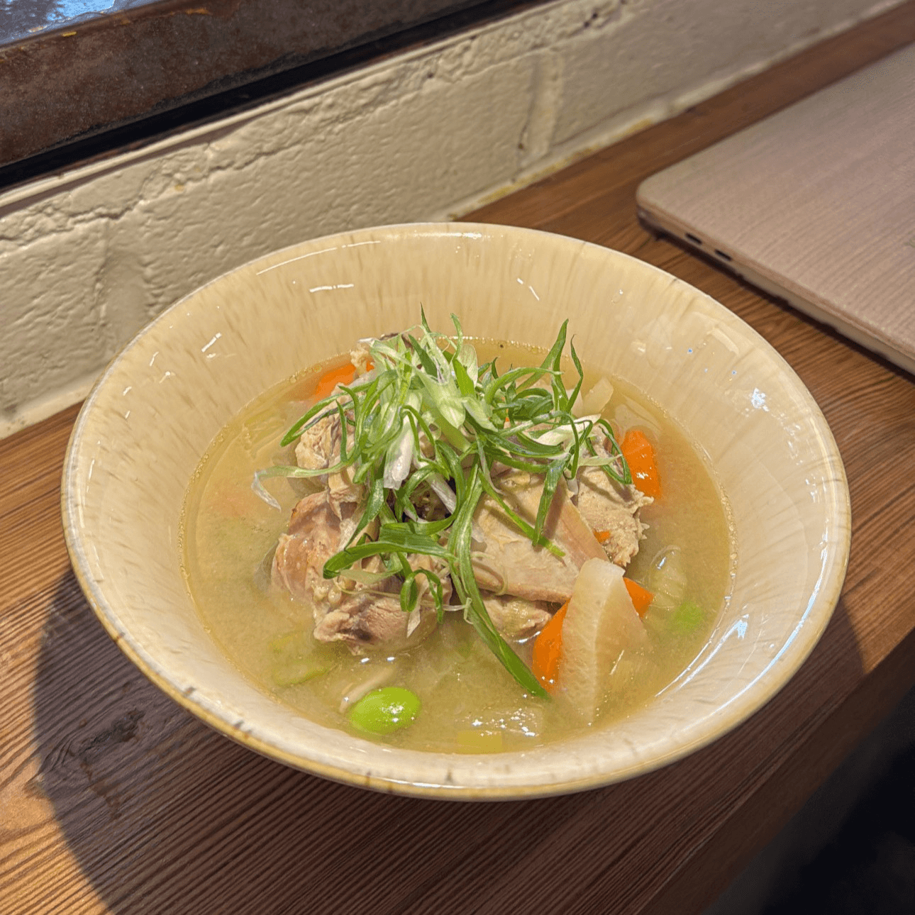 Miso kenchinjiru soup ( chicken  ).
