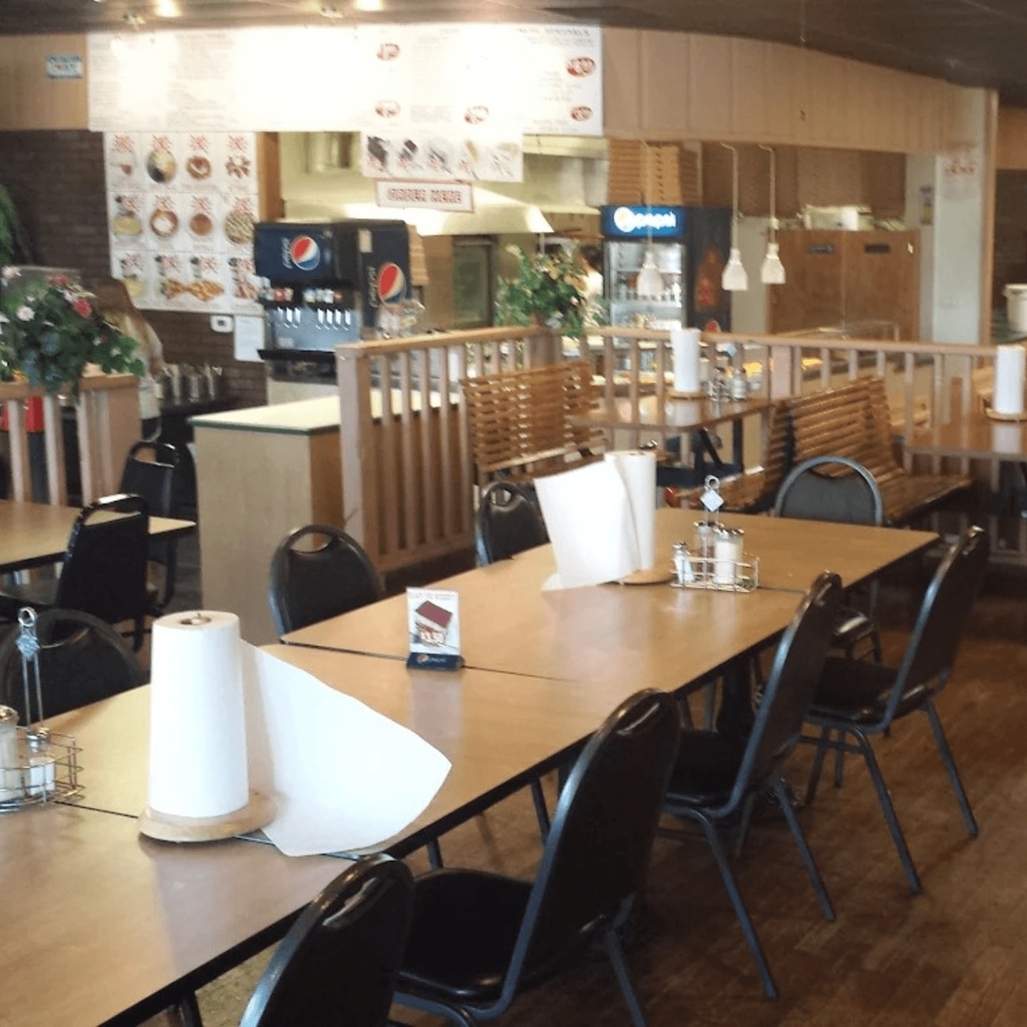 Growing Niki’s Pizza