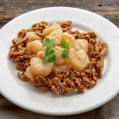 E19 Honey Walnut Shrimp with Mayonnaise Sauce 西汁核桃蝦