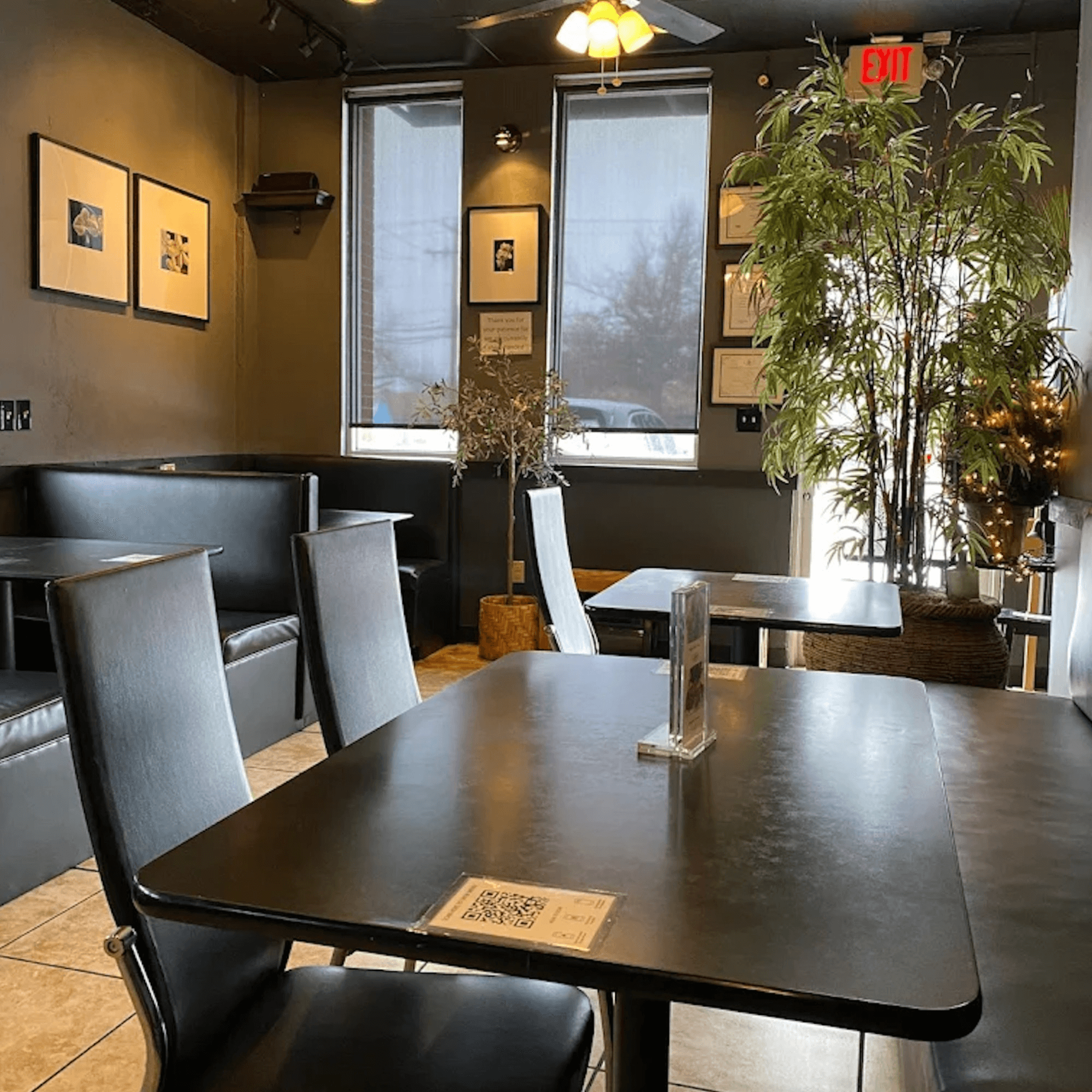 Charm Thai Cuisine gallery image #3