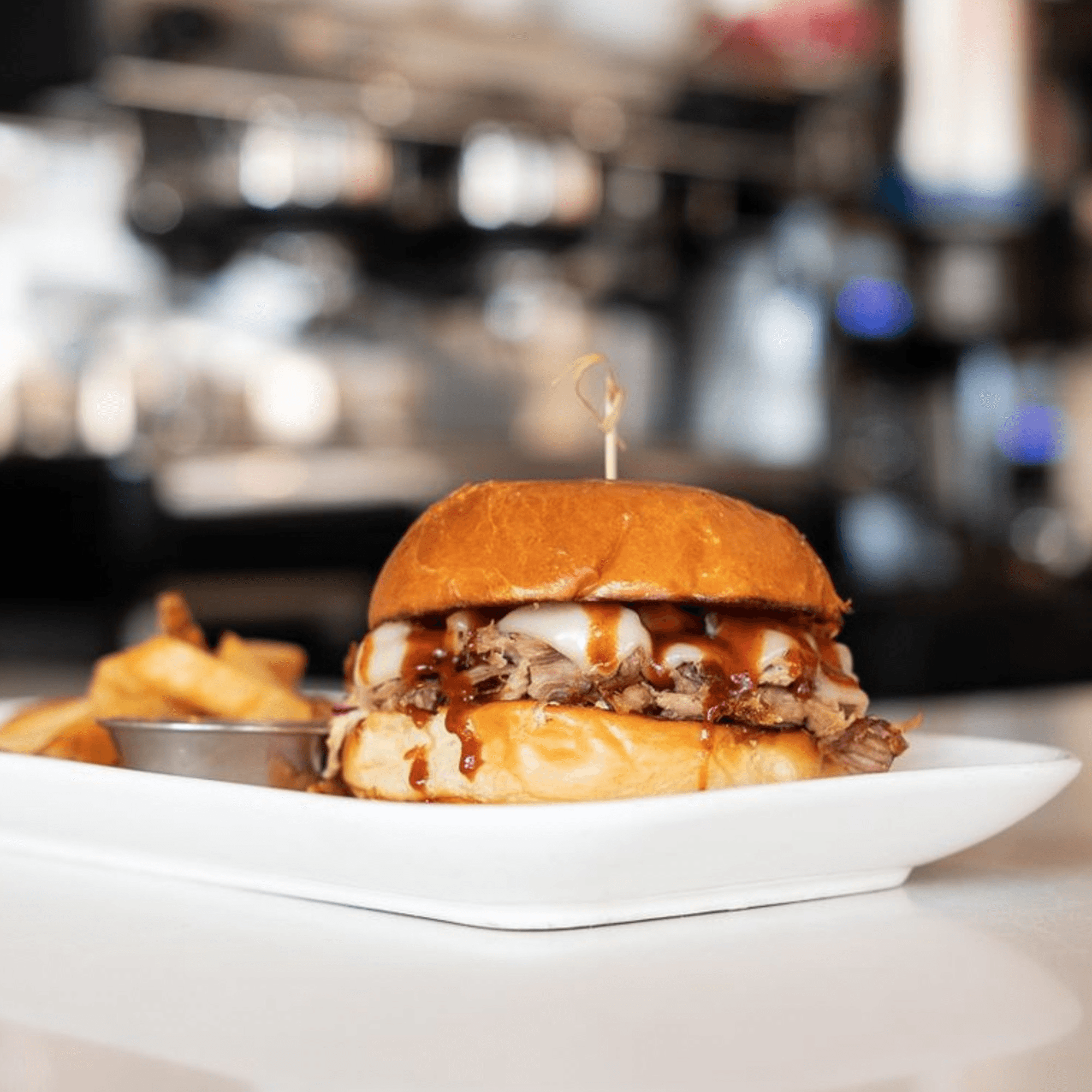 TRU Astoria gallery image #7