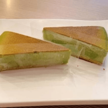 Green Tea Cheese Cake.