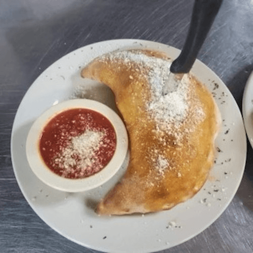 Delicious Carbonara and Italian Favorites
