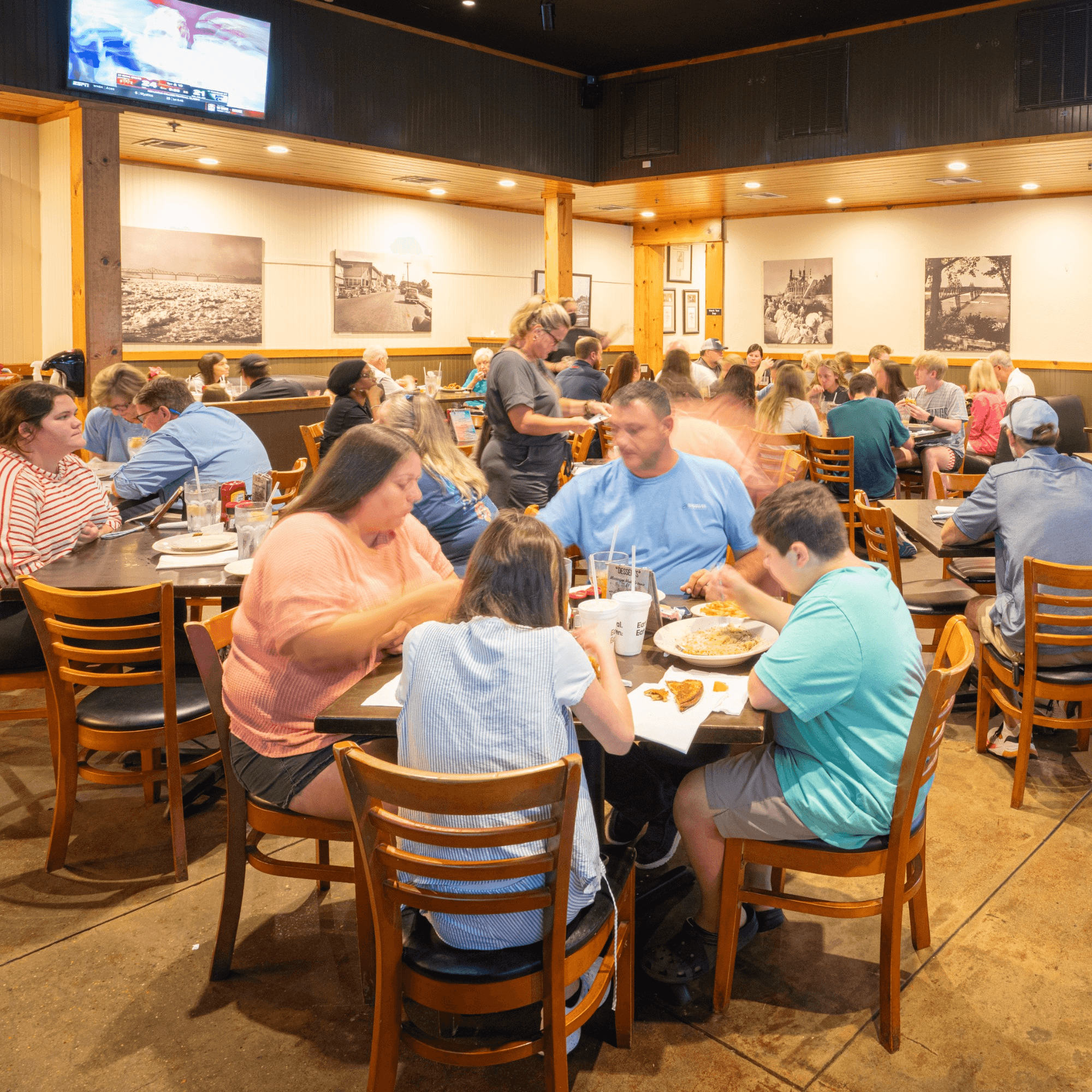 Rusty's Riverfront Grill gallery image #4