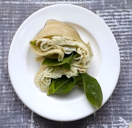 Egg Whites with Spinach Wrap.