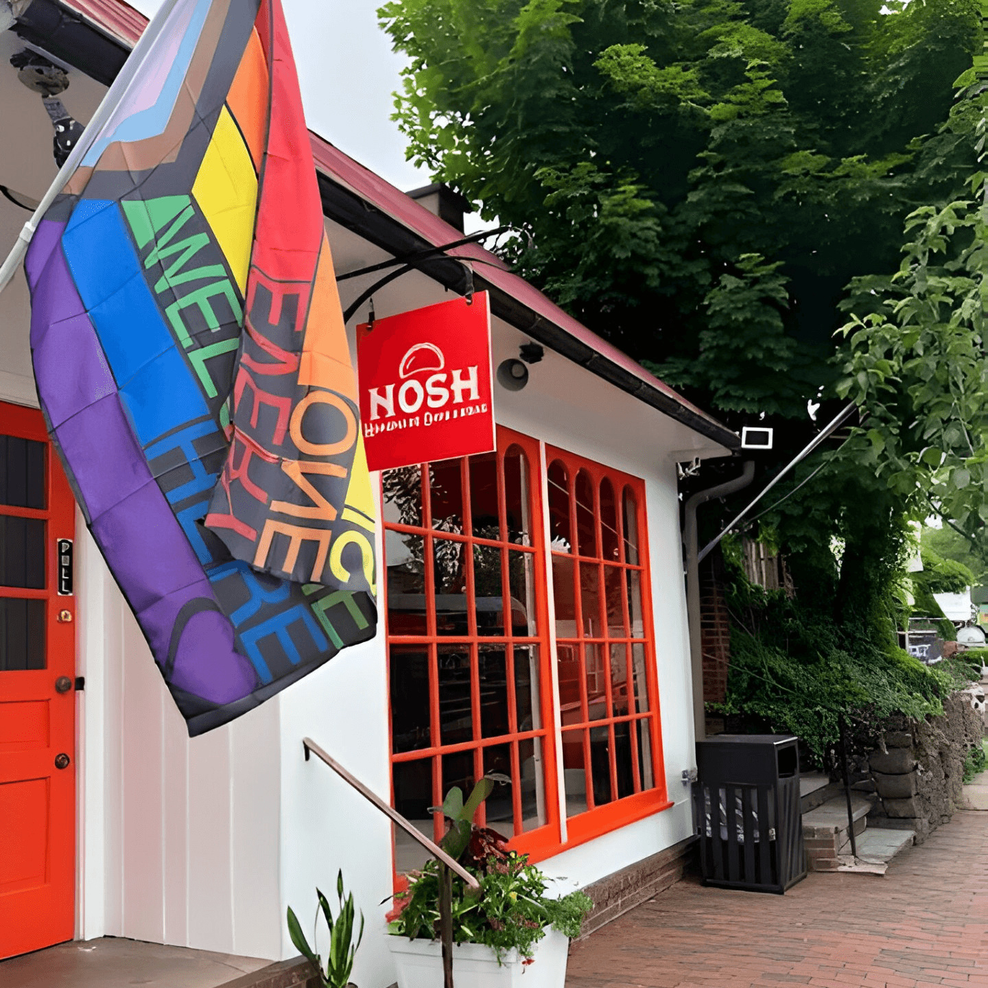 Welcome to Nosh Empanadas