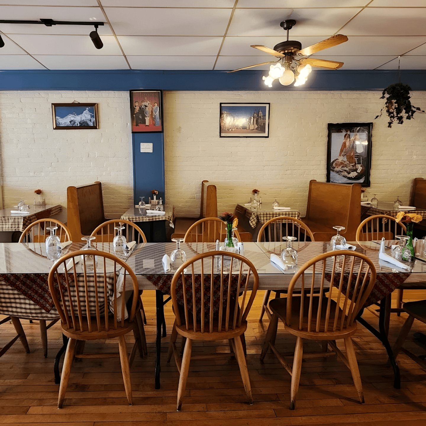 Reserve Your Table with Ease