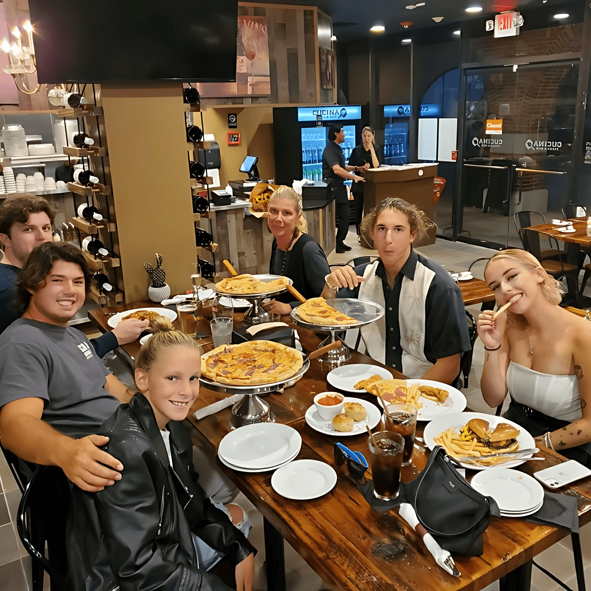 Cucina Pizza & Bar gallery image #3