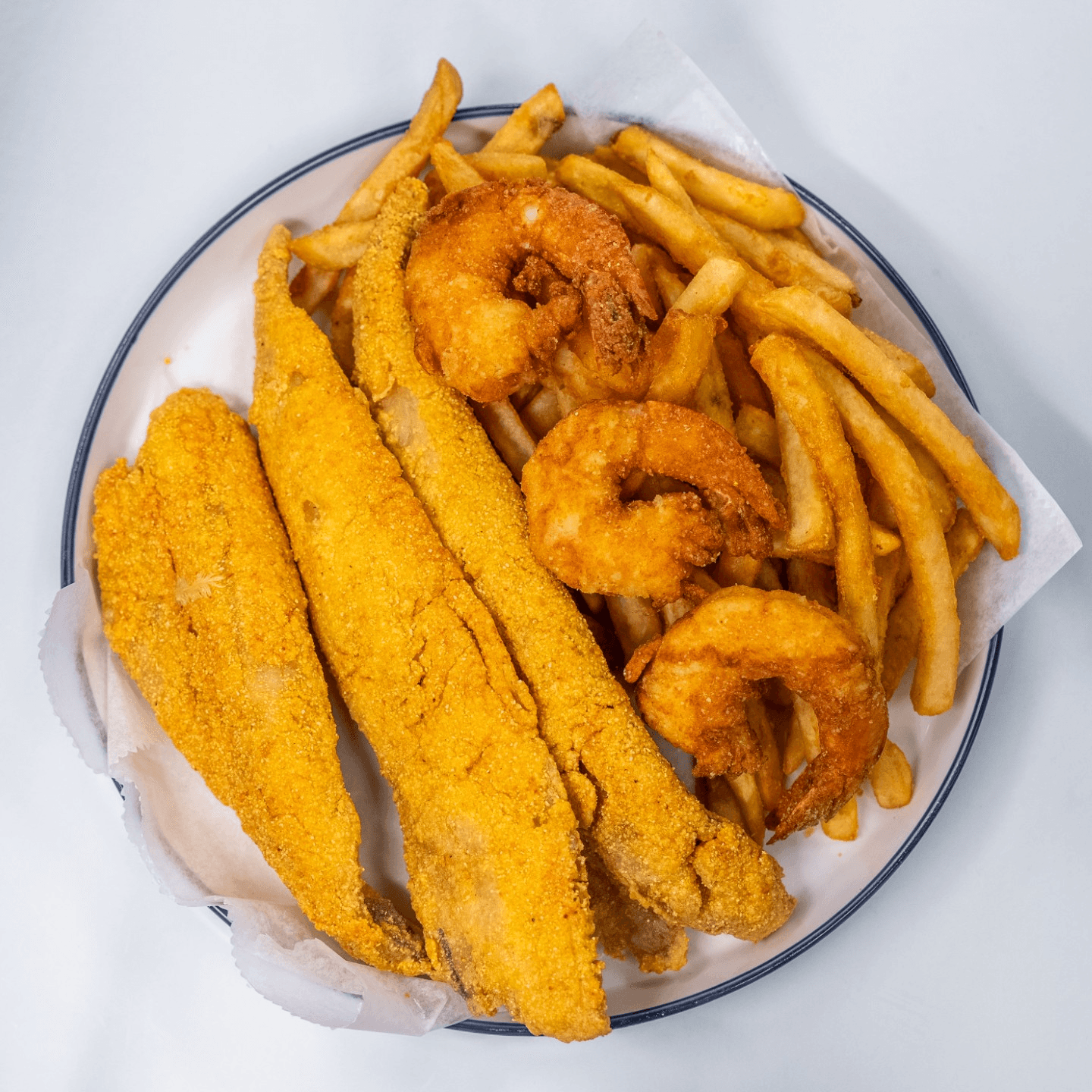 A Menu Full of Flavor! 🍤🐔