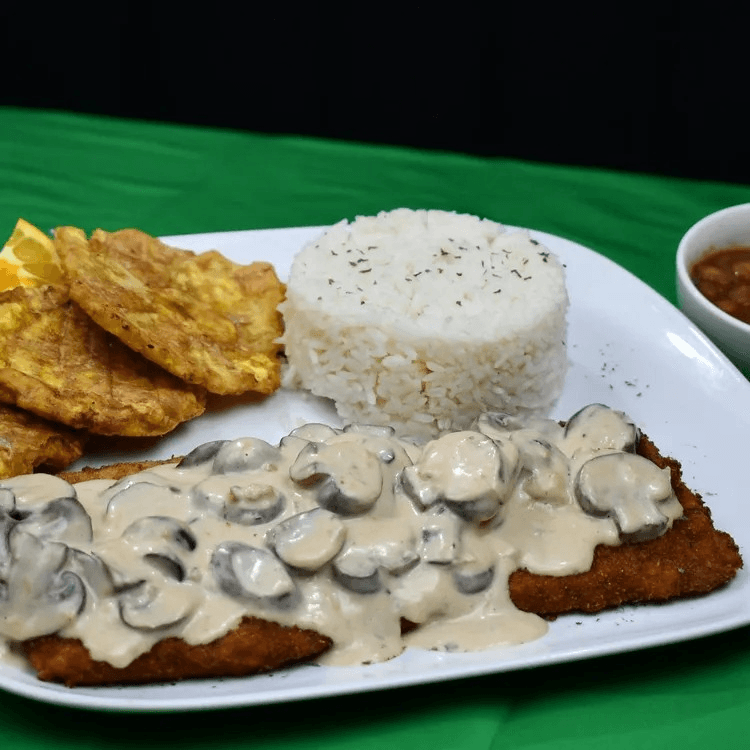 Milanesa De Pollo.