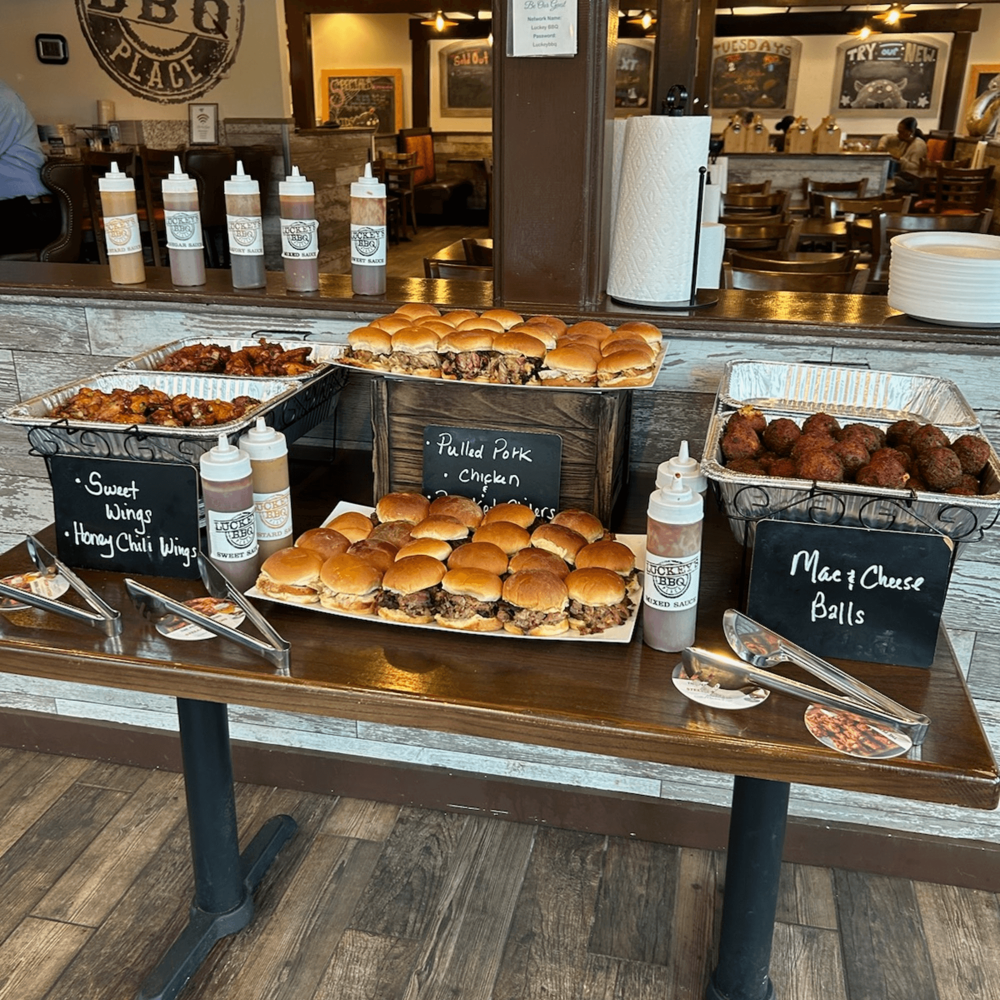 Luckey's BBQ Place gallery image #1