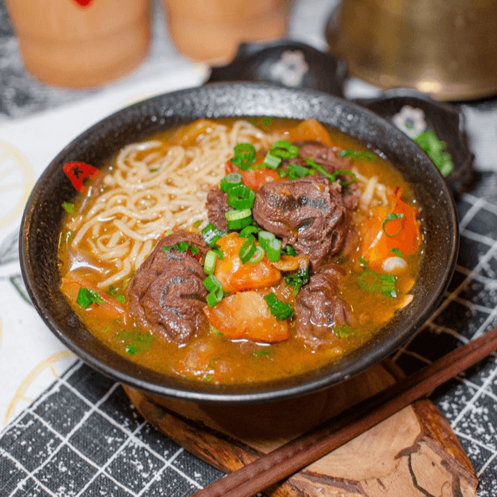 Tomato-Infused Beef Noodles Soup (Chengdu) 番茄牛肉纯手打面 (成都).