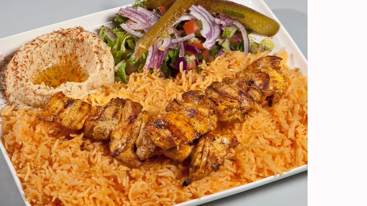 Chicken Shish Taouk Entree.