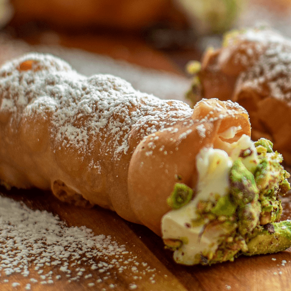 Cannoli.