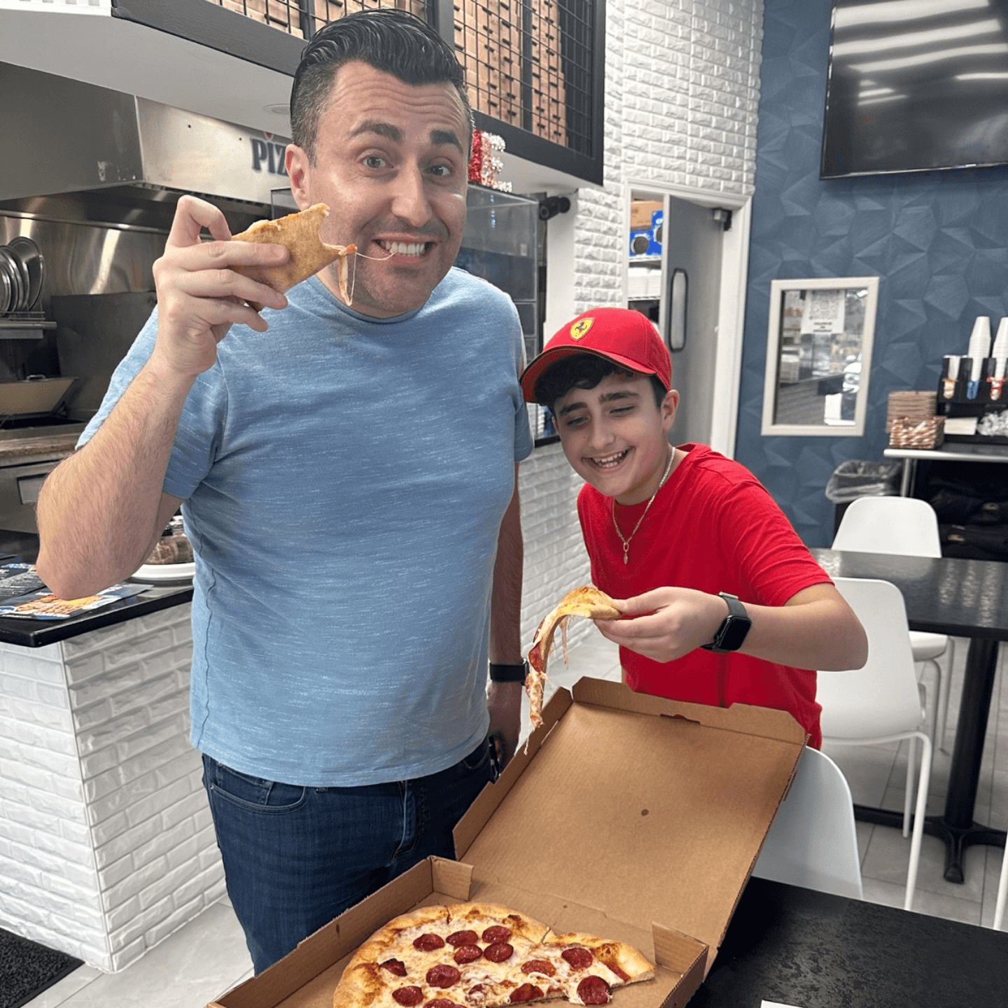 Quick Bites, Big Smiles👨‍👩‍👧