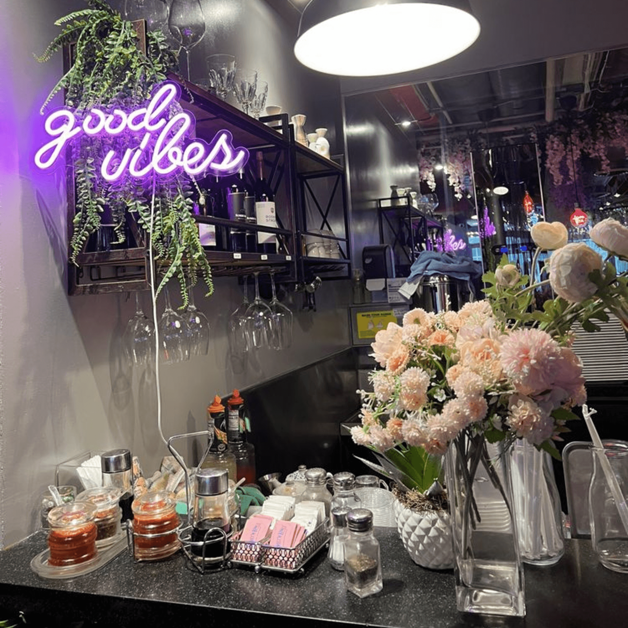 Pink Pepper gallery image #2