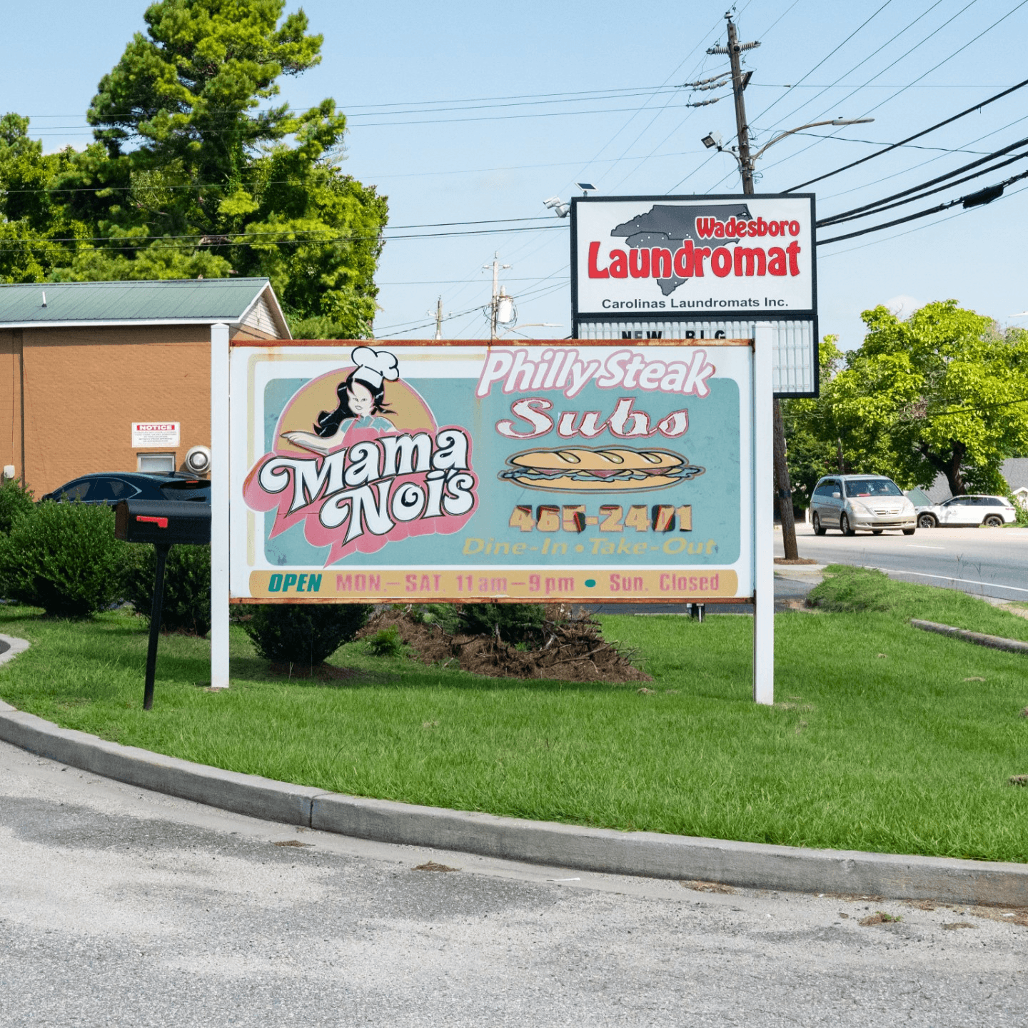 Welcome to Mama Noi’s of Wadesboro 🍕🥪