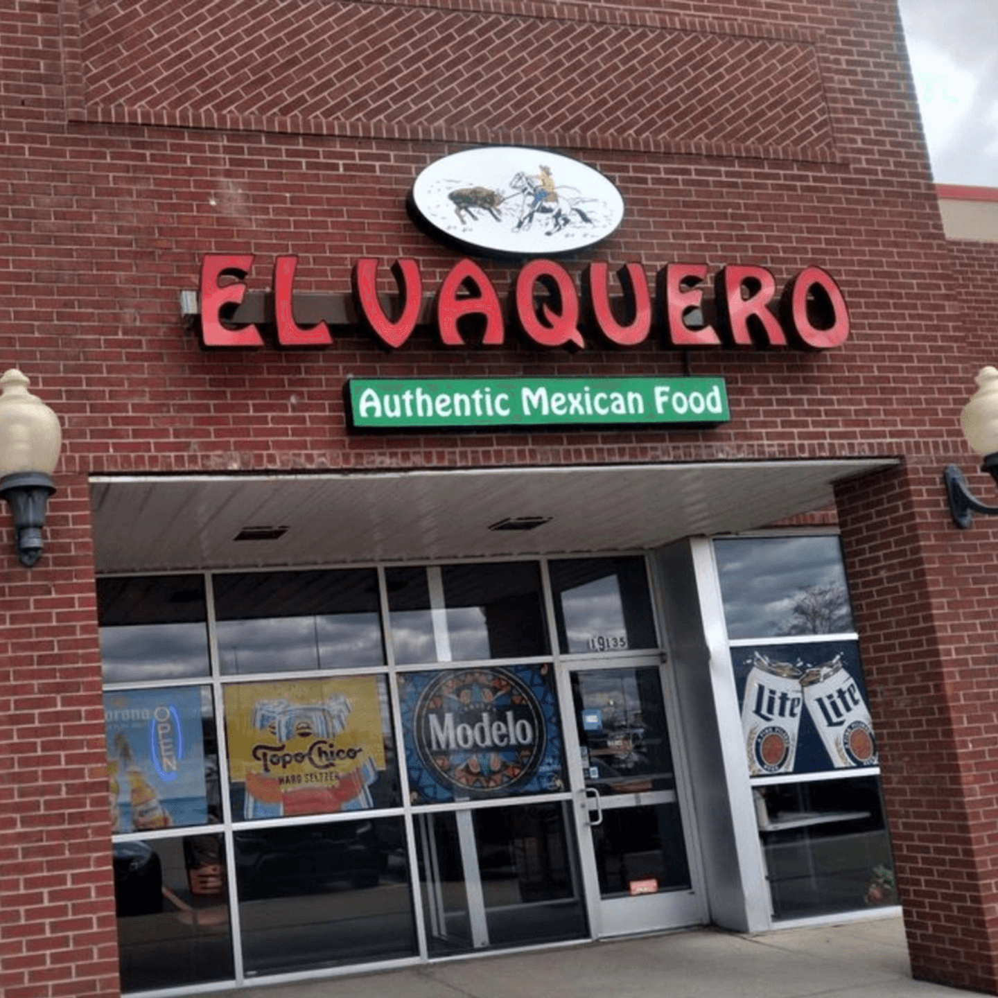 Visit El Vaquero in Trenton, MI