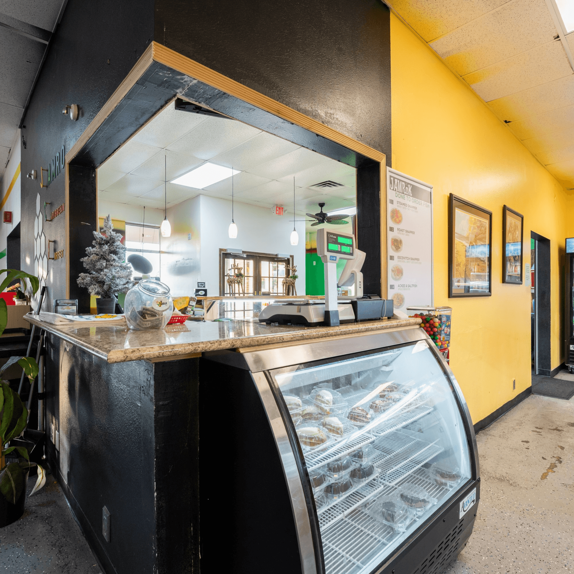 JAMROK CARIBBEAN BUFFET gallery image #5