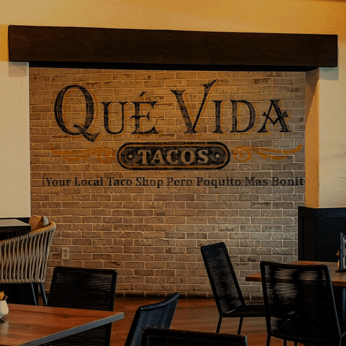  Join us at Que Vida Tacos!