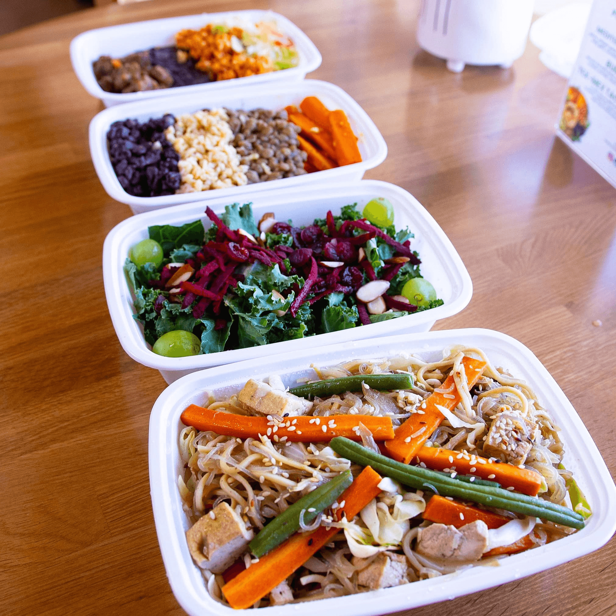 FOODAMED PROMO ,20 Meals 2 Detox Teas, 2 Banana Breads, 2 Cookies.