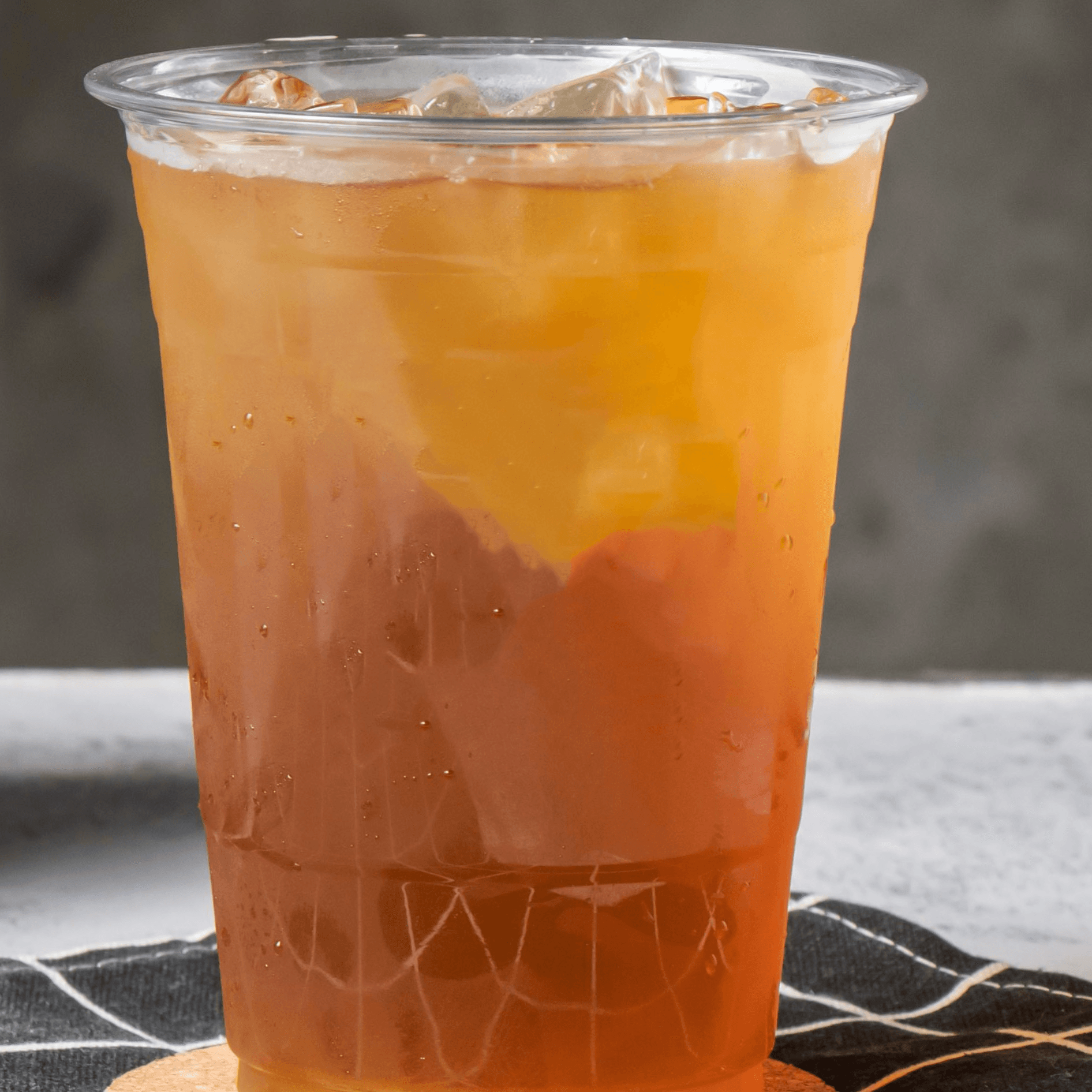 (Large) Regular Iced Tea.