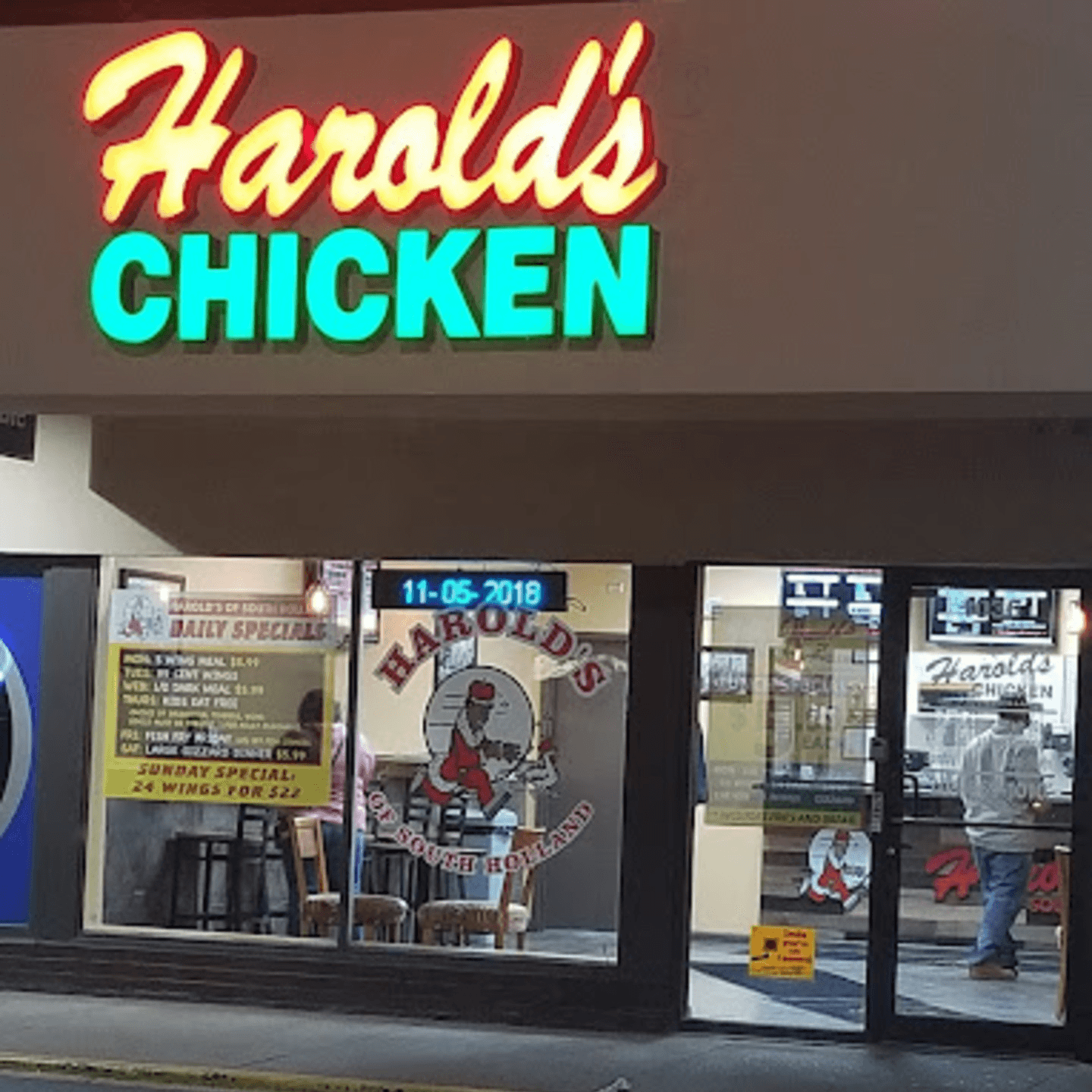 Welcome to Harold’s Chicken of South Holland