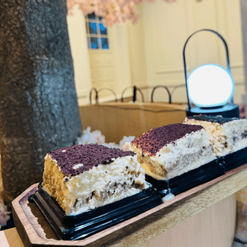 Limoncello Tiramisu.