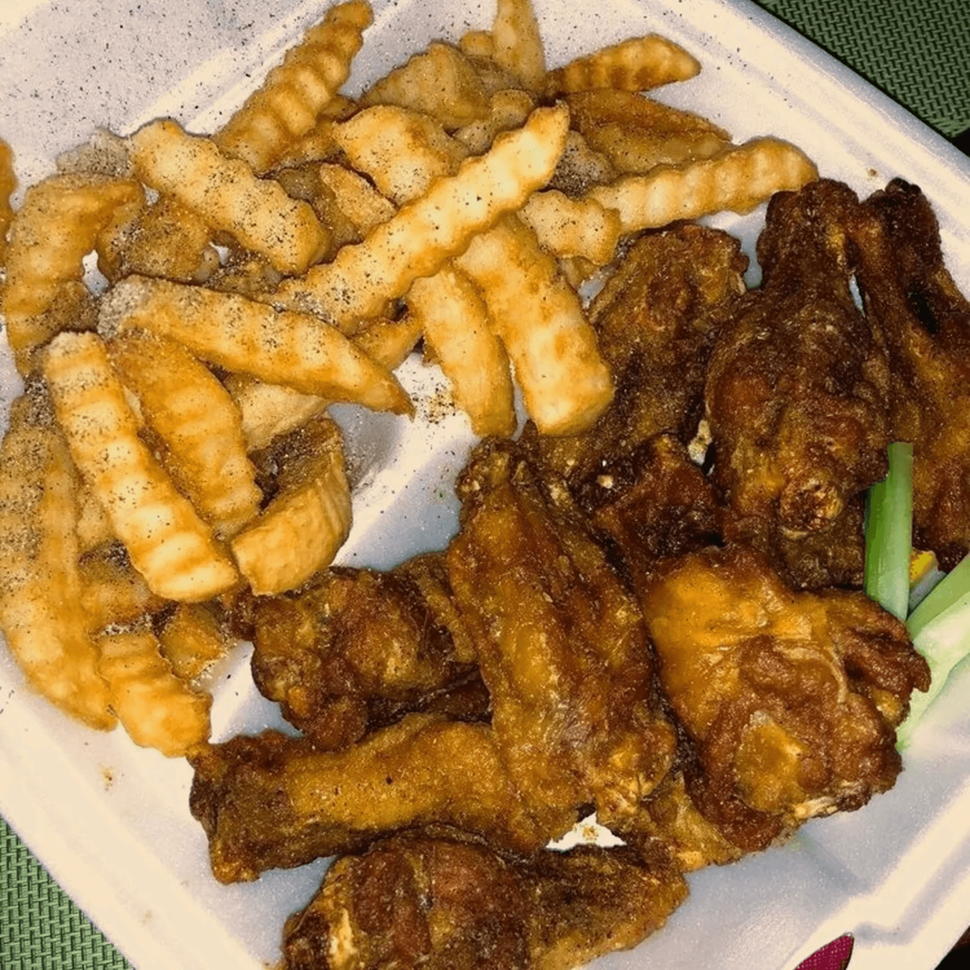 America’s Best Wings Eastern Ave gallery image #2