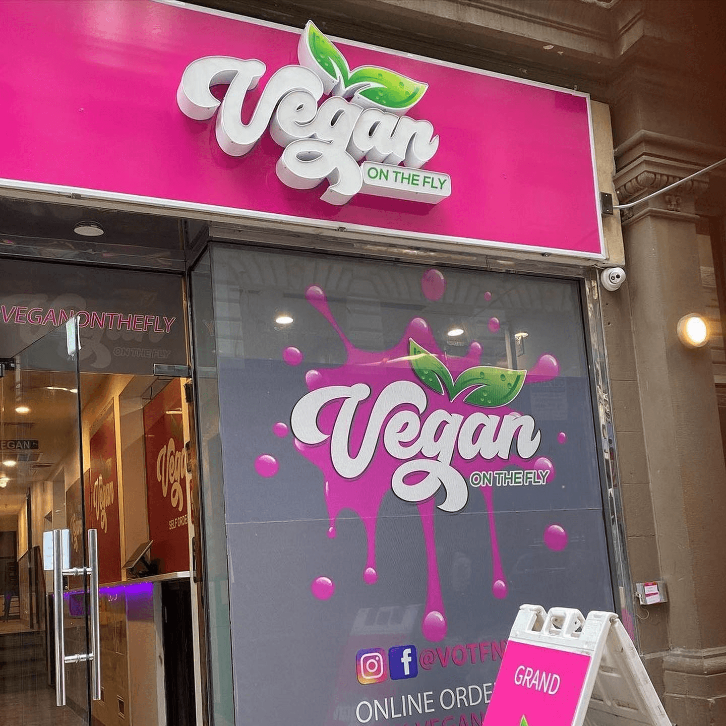 Your Spot for Fast, Fresh, and Feel-Good Eats