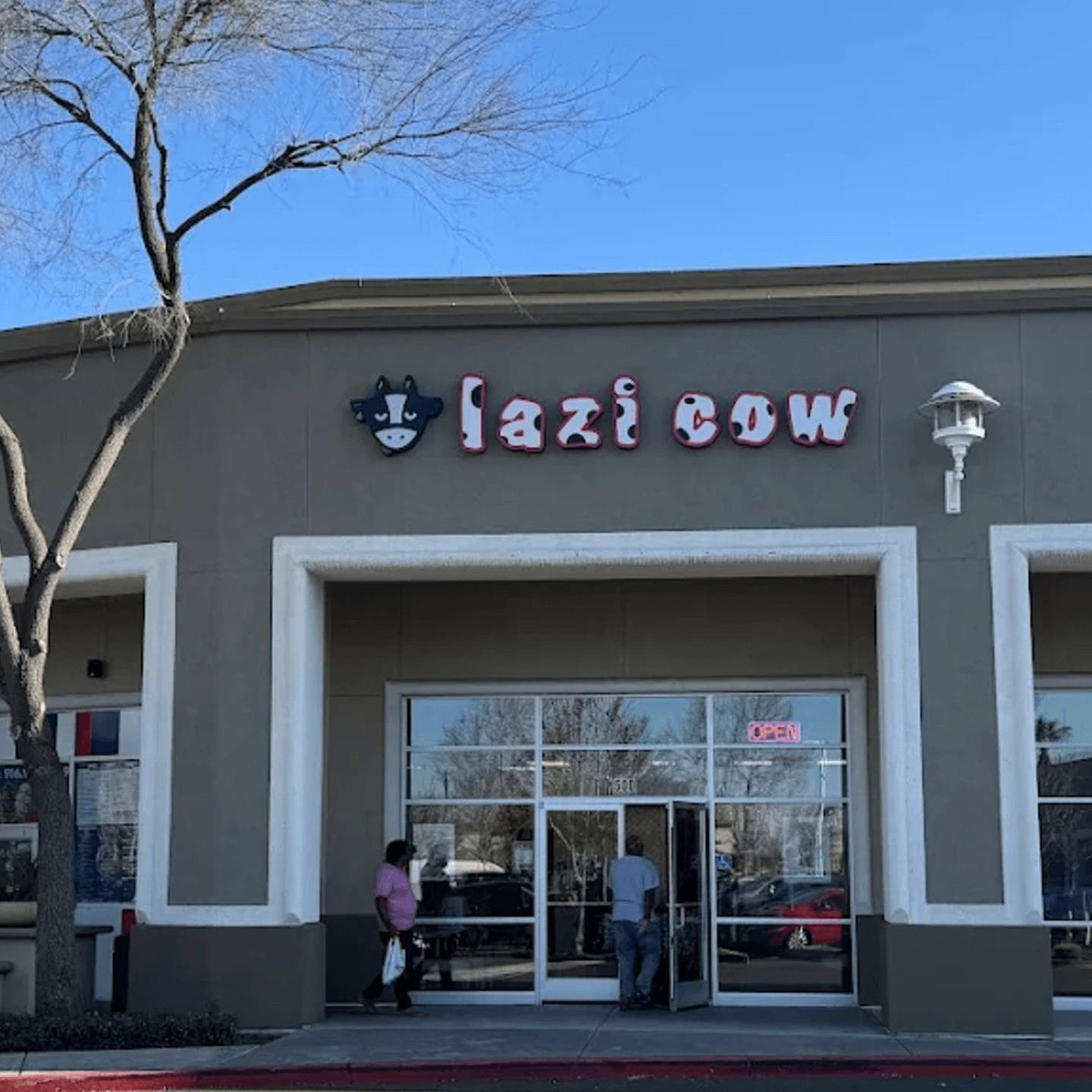 Lazi Cow – Sacramento (Del Paso Rd)