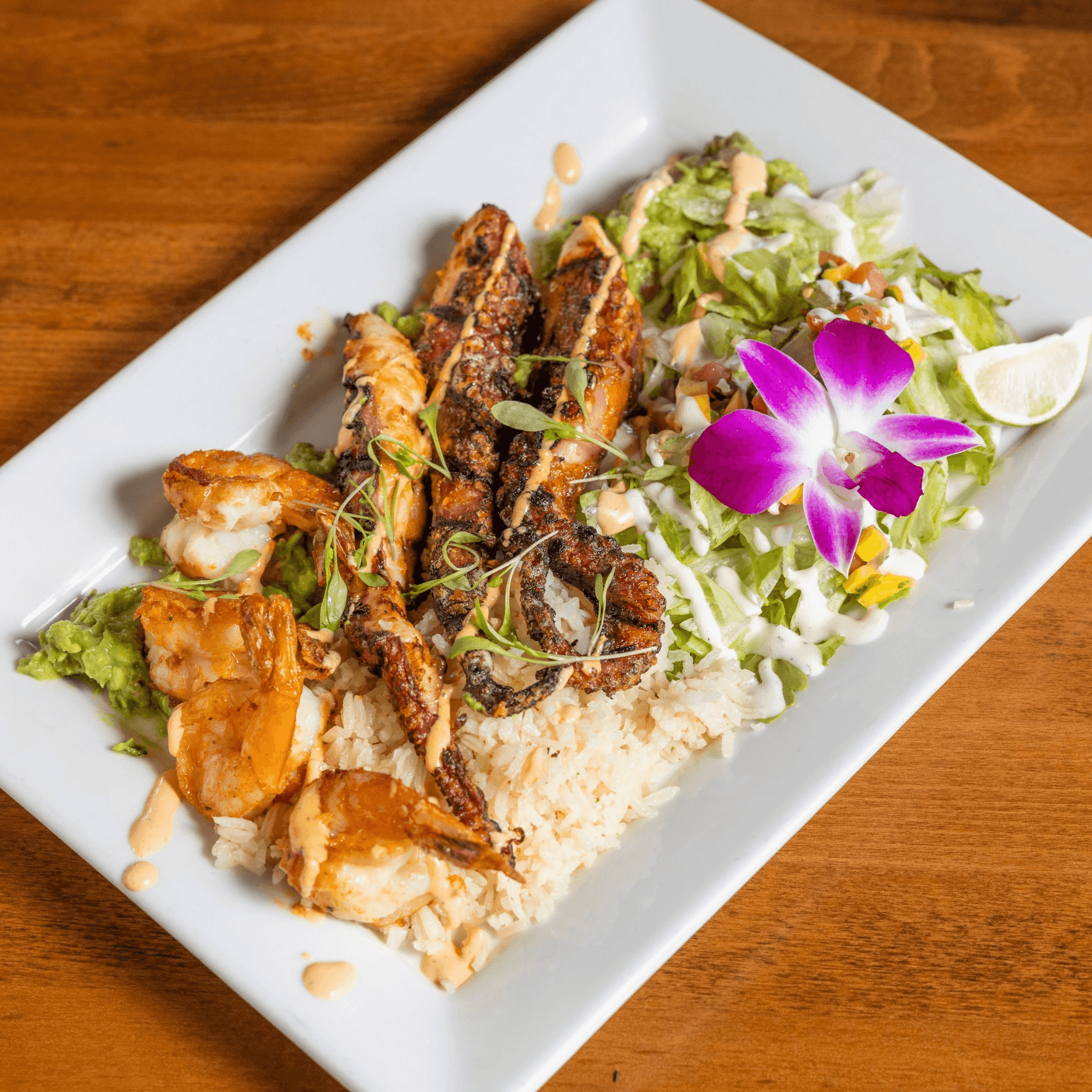 California Tacos Cantina and Distillery gallery image #6