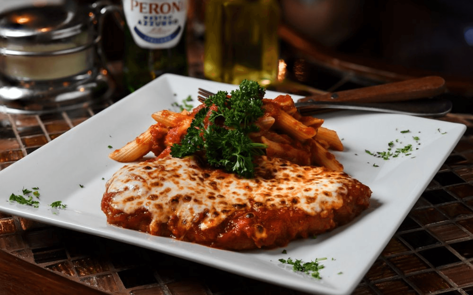 Best Italian food in Hell's Kitchen, Manhattan, NY | Mama Mia 44SW