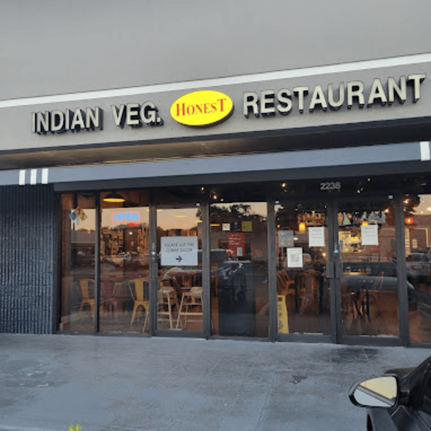 A Legacy of Authentic Vegan Cuisine Since 1975