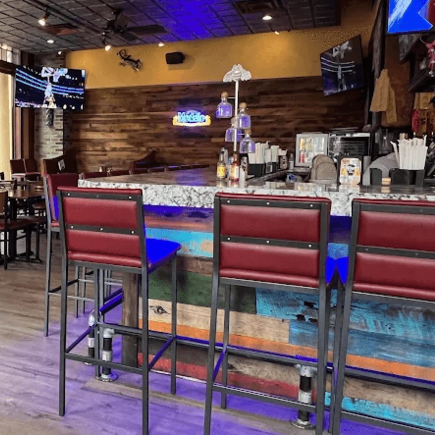 El Vaquero - 600 North High Street