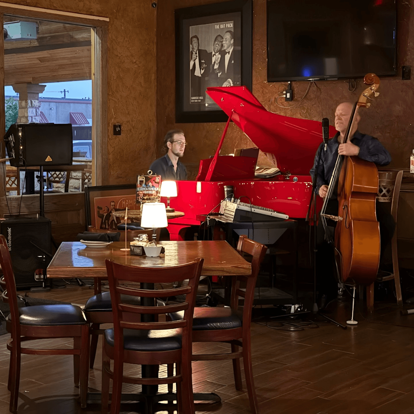 Dine-In. Lounge. Entertainment. 