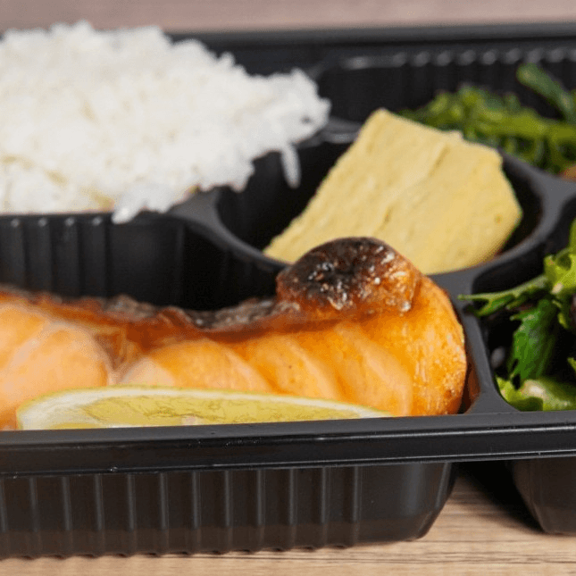 Grilled Bakka Salmon Bento　鮭の塩焼き弁当.