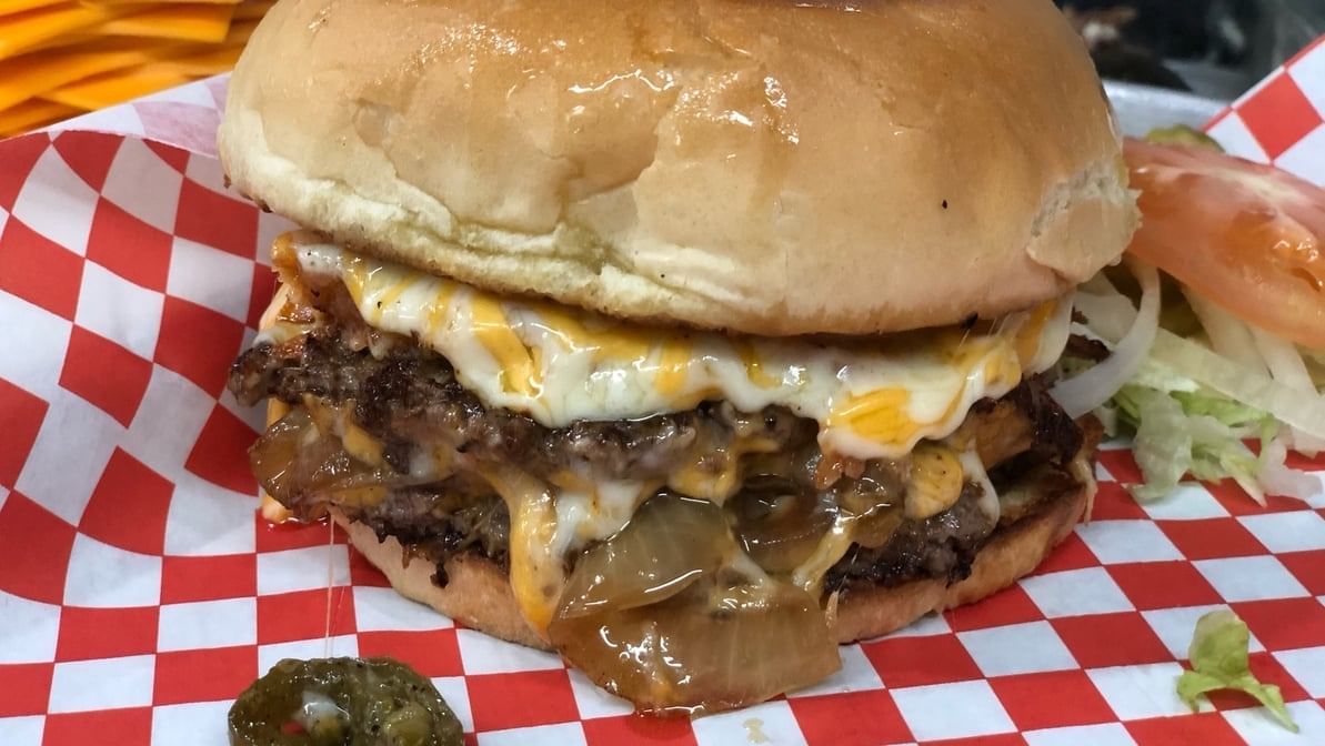 Fresh Salads: Crisp, Flavorful Options