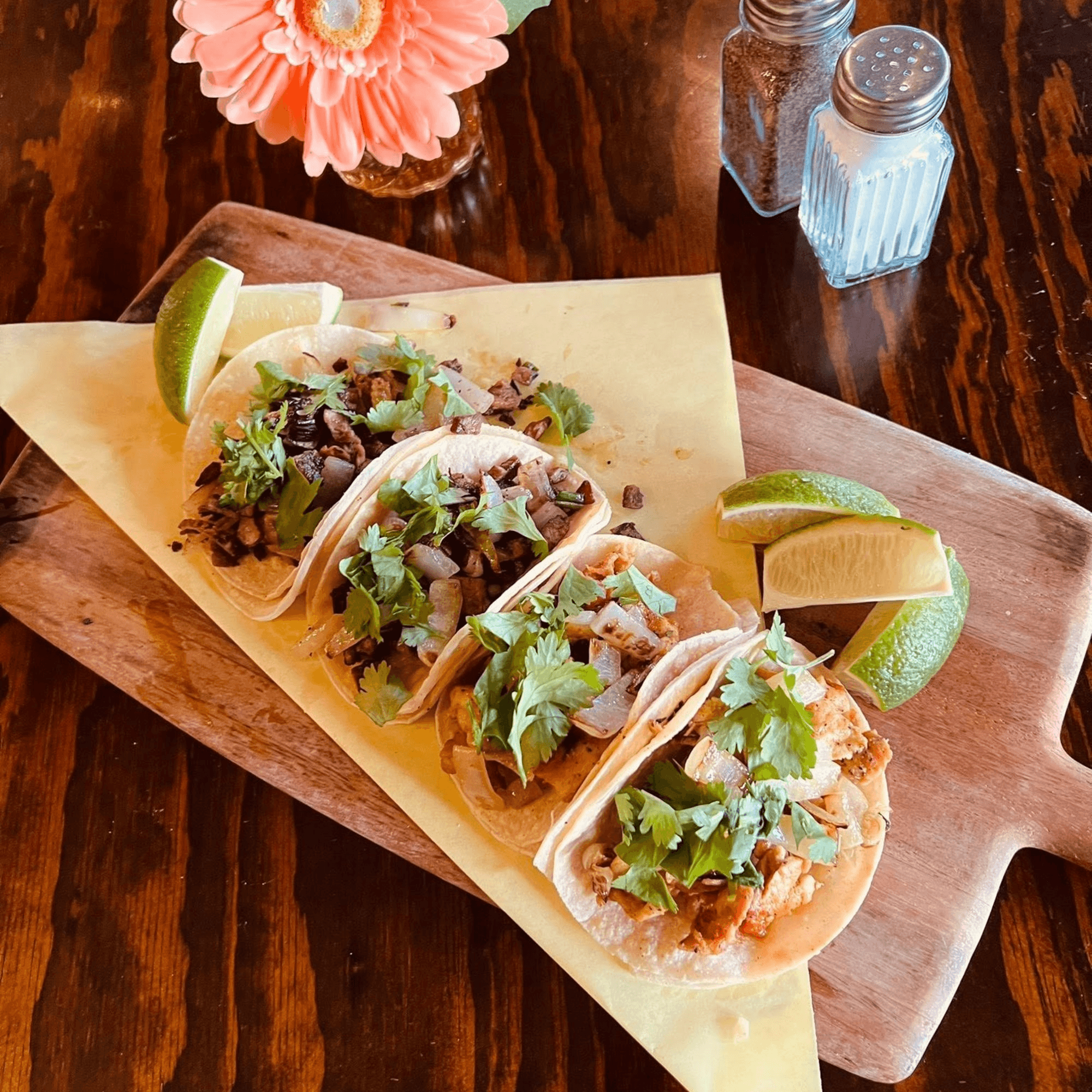 Favela's Mexican Grill gallery image #3