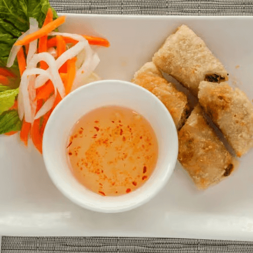 Cha Gio/Crispy Rolls.