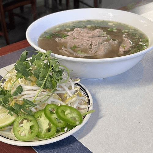 1. Pho Tai   ( Pho with Sliced thin eye round beef)