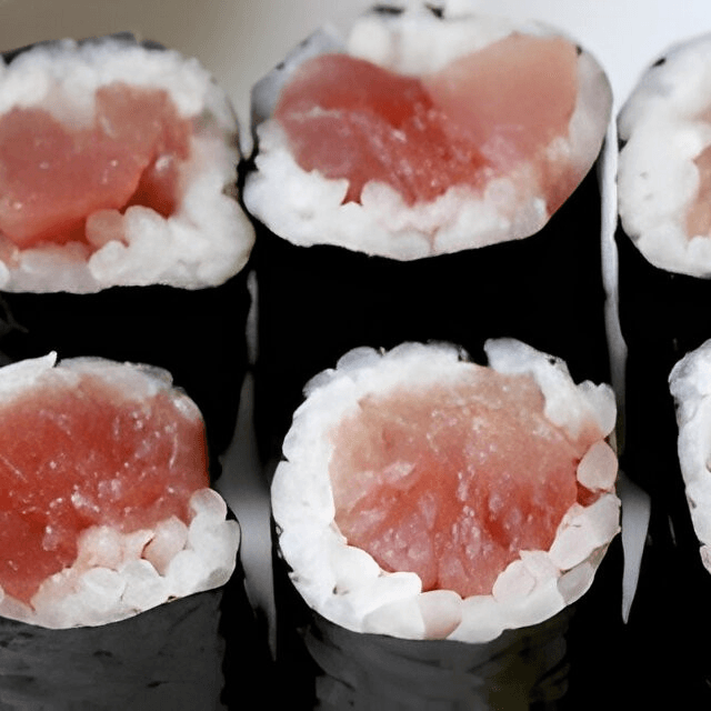 Tuna Roll.