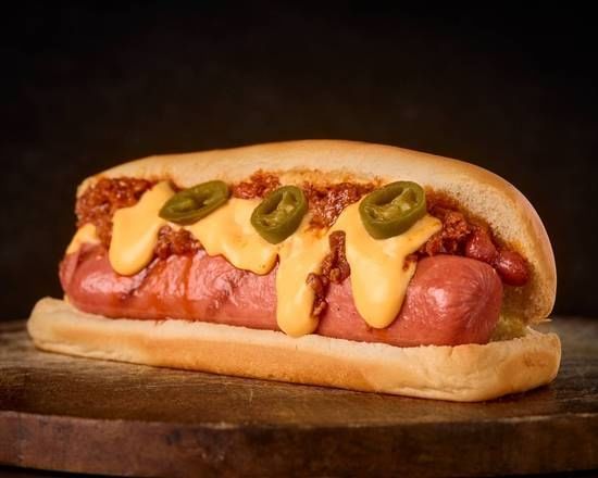 Chili Hot Dog.