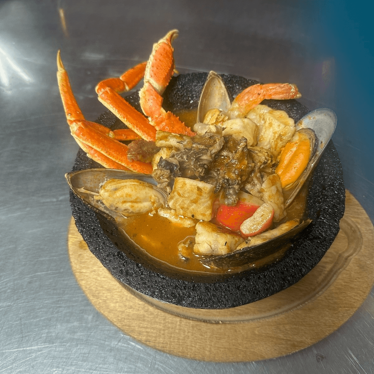 Molcajete De Mariscos.
