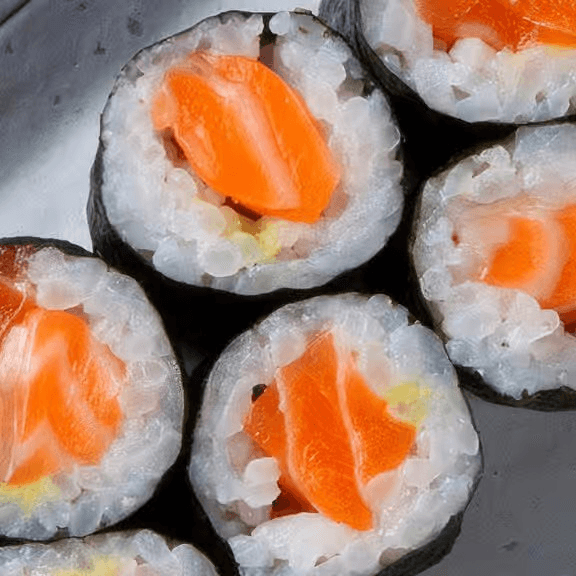 Salmon Roll.