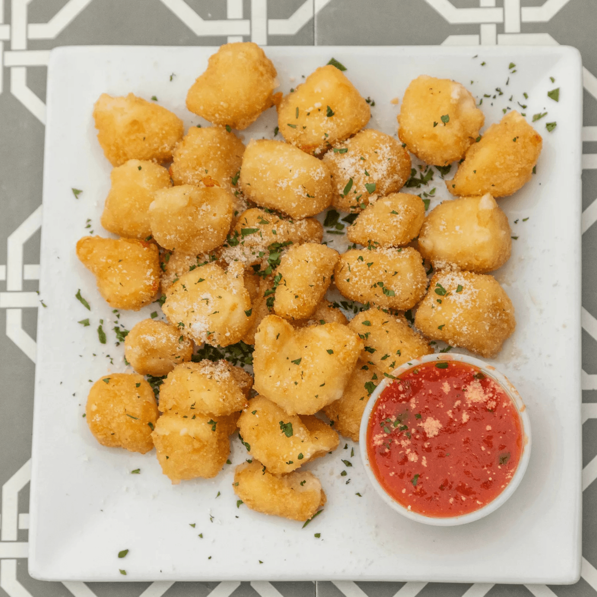 Island Social gallery image #3