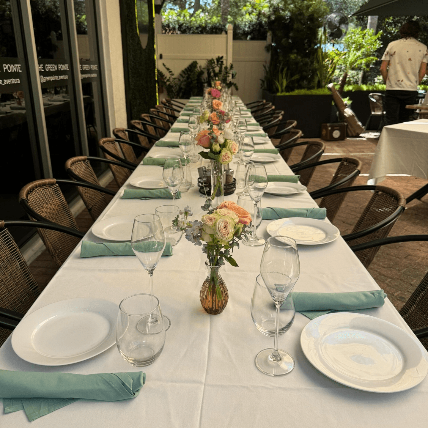 Reserve Your Table for an Easy Visit