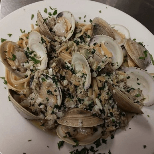 Linguine & Fresh Clams.